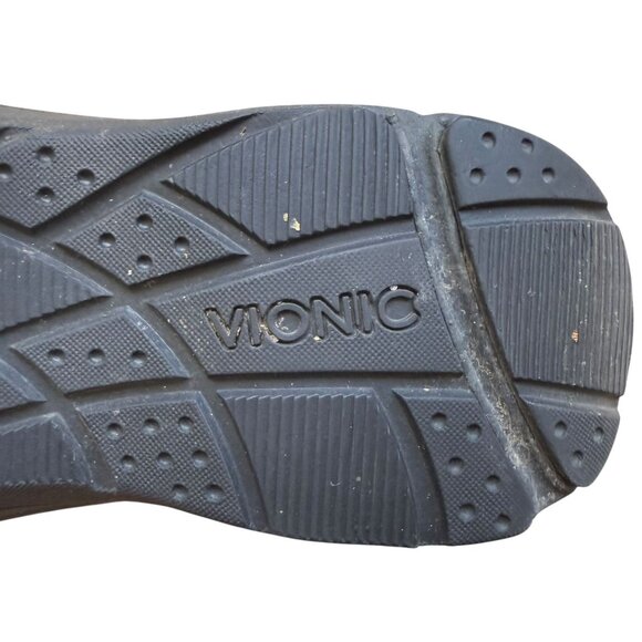 Vionic Arbor Slip-On Orthotic Water Resistant Clog, Purple Grape color, Size 8.5 - Picture 9 of 10